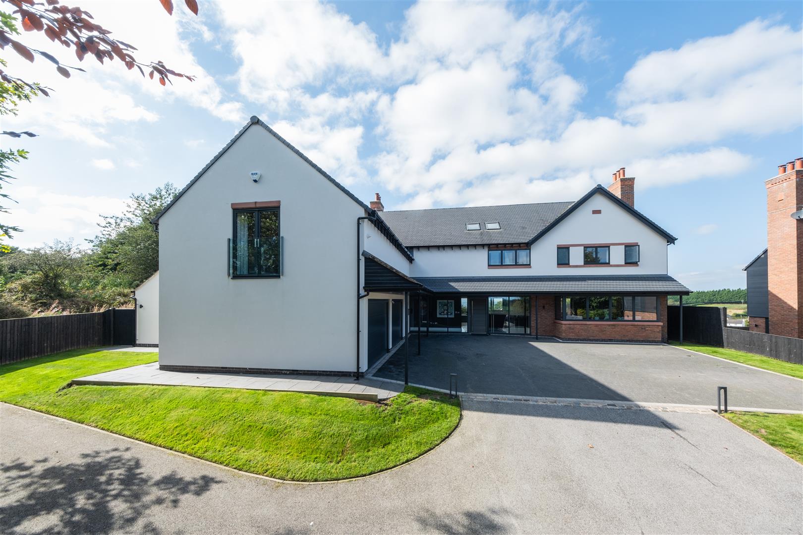 5 bedroom  Detached House for Sale in Kelsall